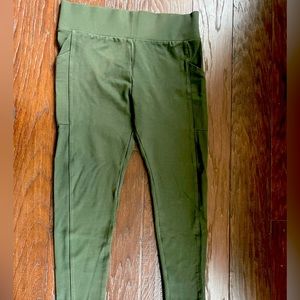 Lou and Grey Pocket Leggings Size Large Petite